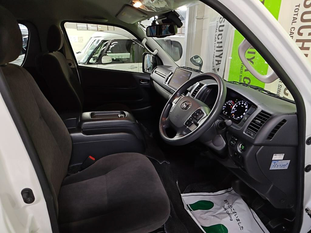 ハイエースワゴンＧＬの写真 21