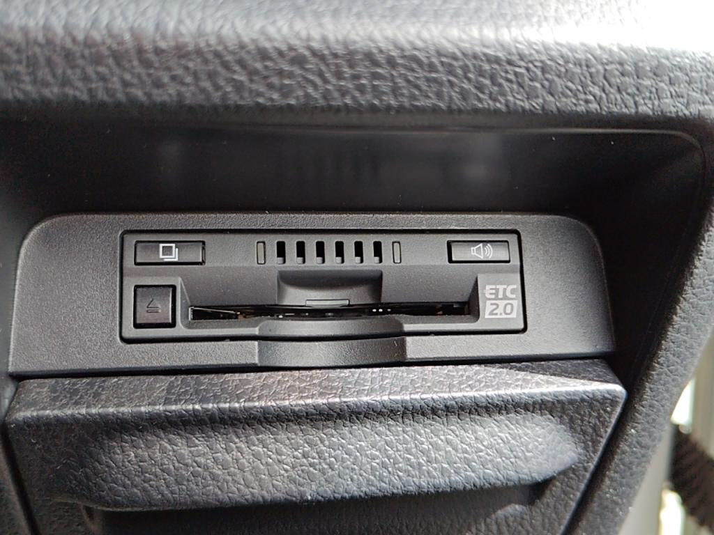 ヴォクシーＺＳ＿Ｇｓの写真 19