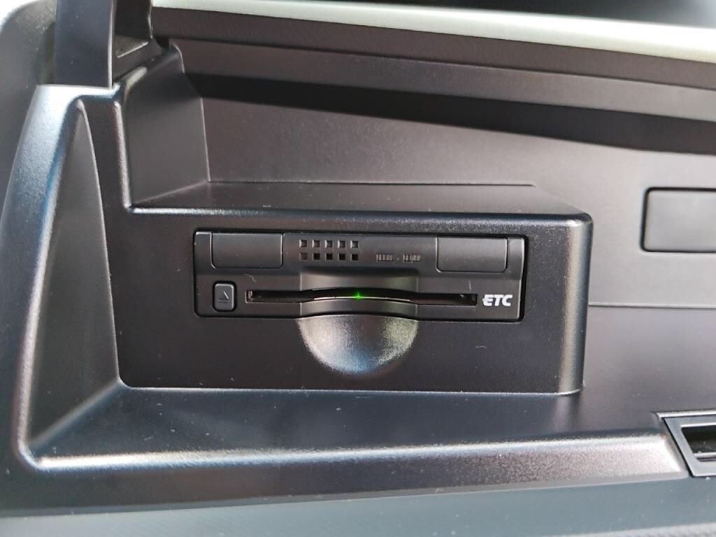 エスティマアエラスプレミアムエディションの写真 15