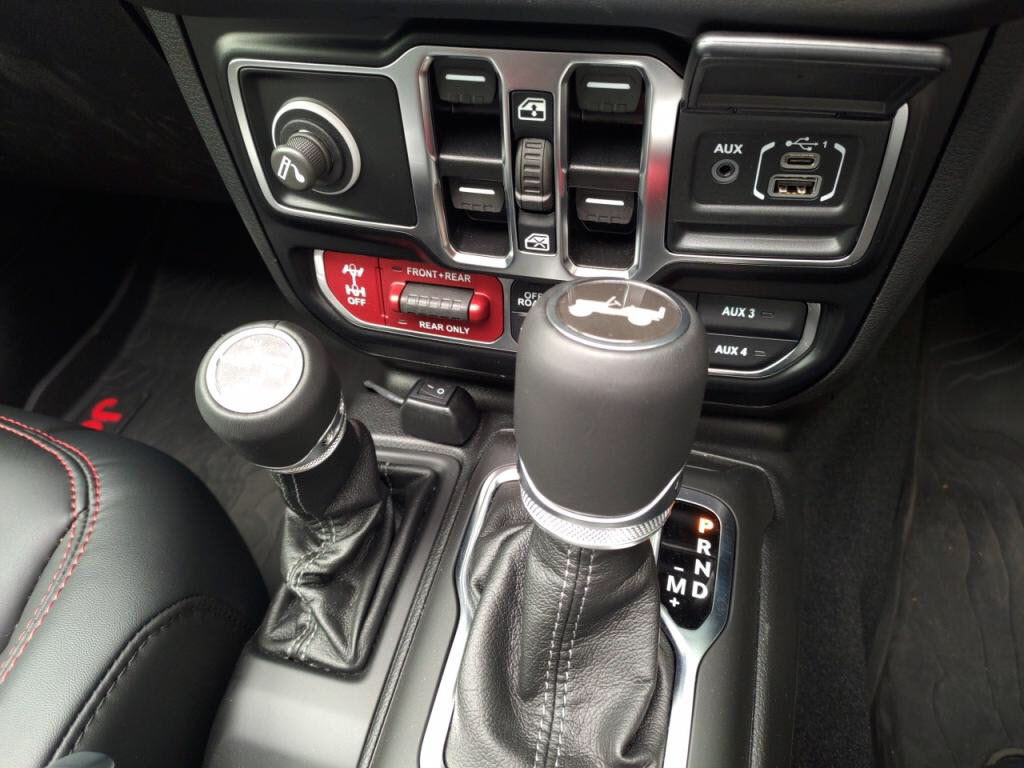 ジープラングラーアンリミテッドルビコンの写真 18