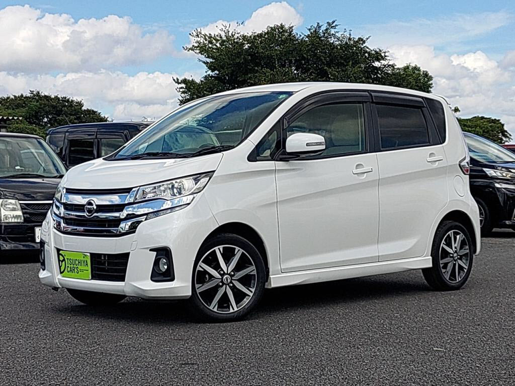 ニッサン　デイズハイウェイスター　ハイウェイスターＸプレミアムセレクション