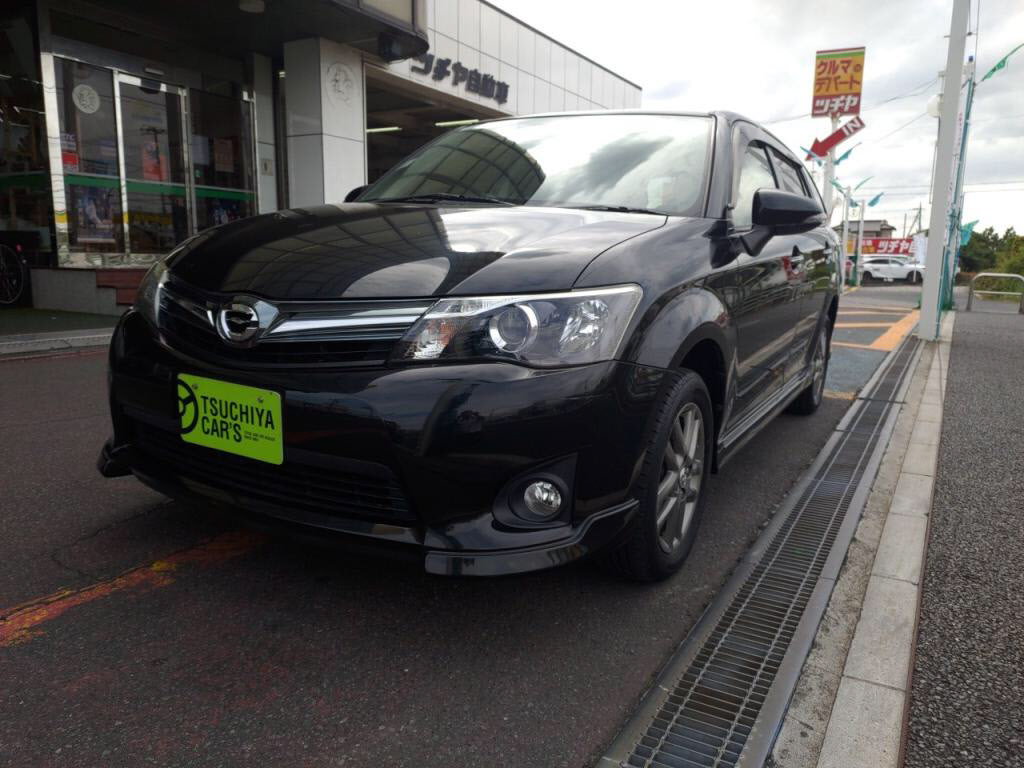 トヨタ　カローラフィールダー　１．５Ｇエアロツアラー・ダブルバイビー