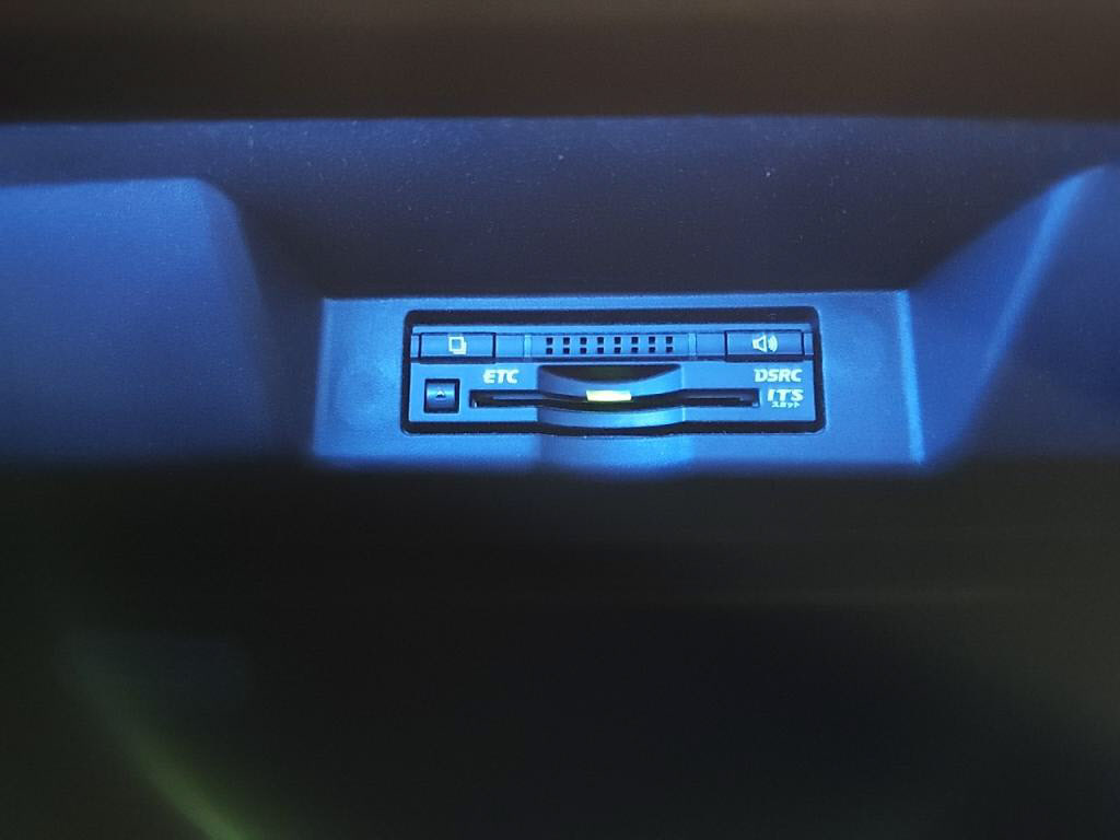 ハリアーハイブリッドエレガンスの写真 20