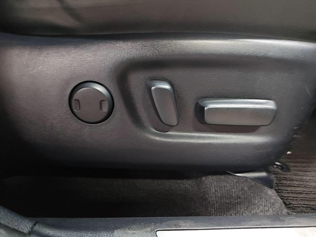 ハリアーハイブリッドエレガンスの写真 22