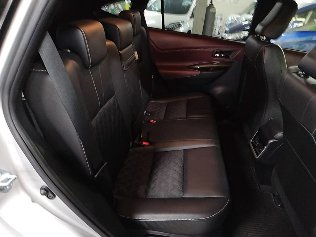 ハリアーハイブリッドエレガンスの写真 23