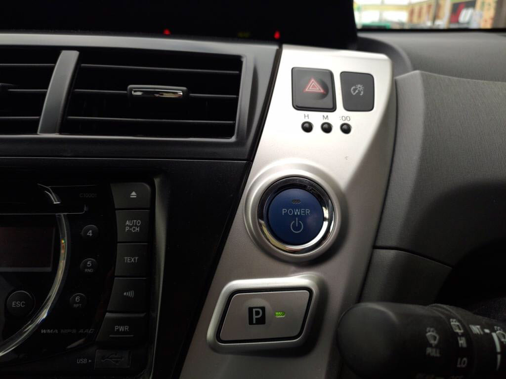 プリウスαＳツーリングセレクションの写真 16