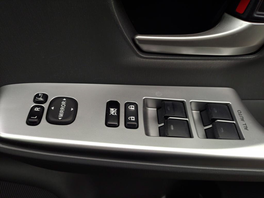 プリウスαＳツーリングセレクションの写真 20