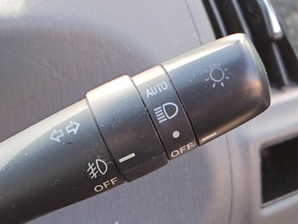 プリウスαＳツーリングセレクションの写真 14