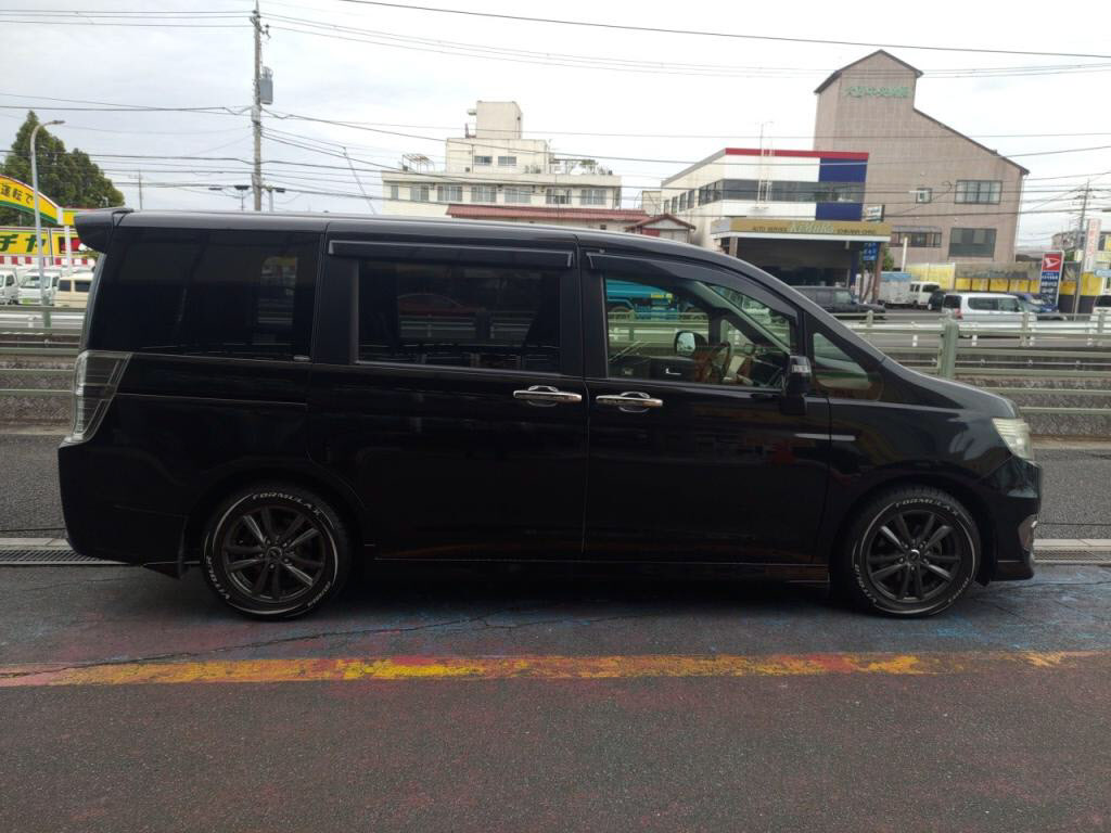 ステップワゴンスパーダスパーダＺクールスピリットの写真 12