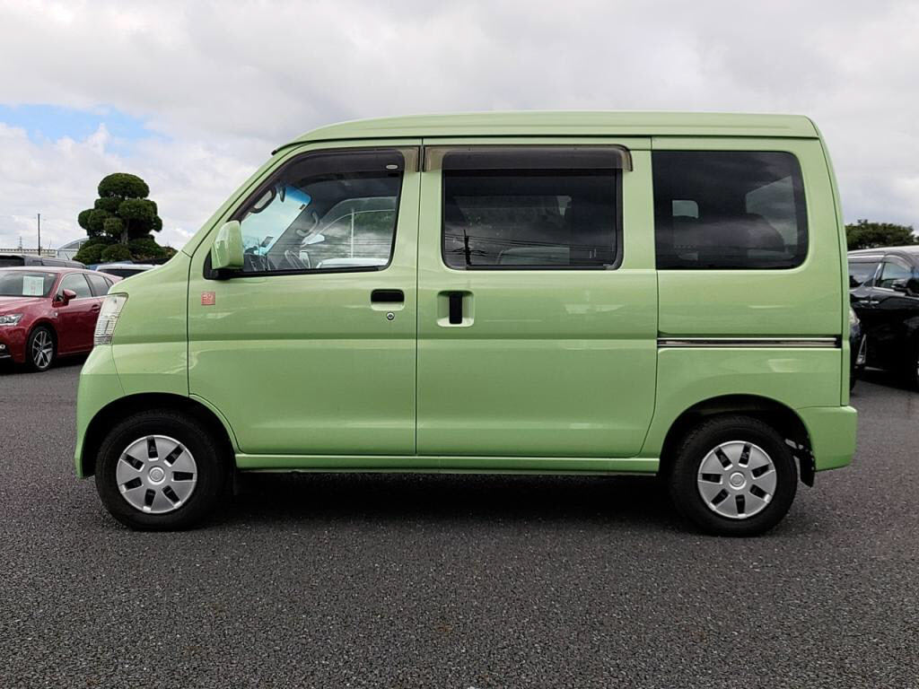 ハイゼットカーゴクルーズ５５ｔｈアニバーサリーゴールドＥｄの写真 12