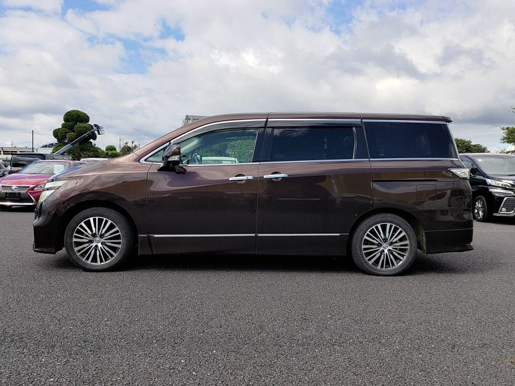 エルグランドハイウェイスターの写真 12