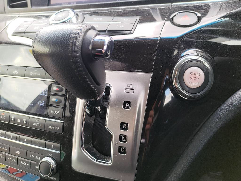 エルグランドハイウェイスターの写真 15