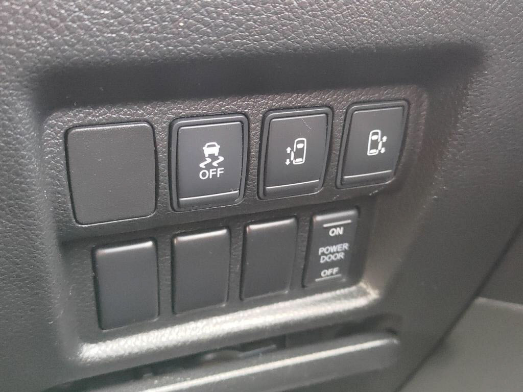 エルグランドハイウェイスターの写真 16