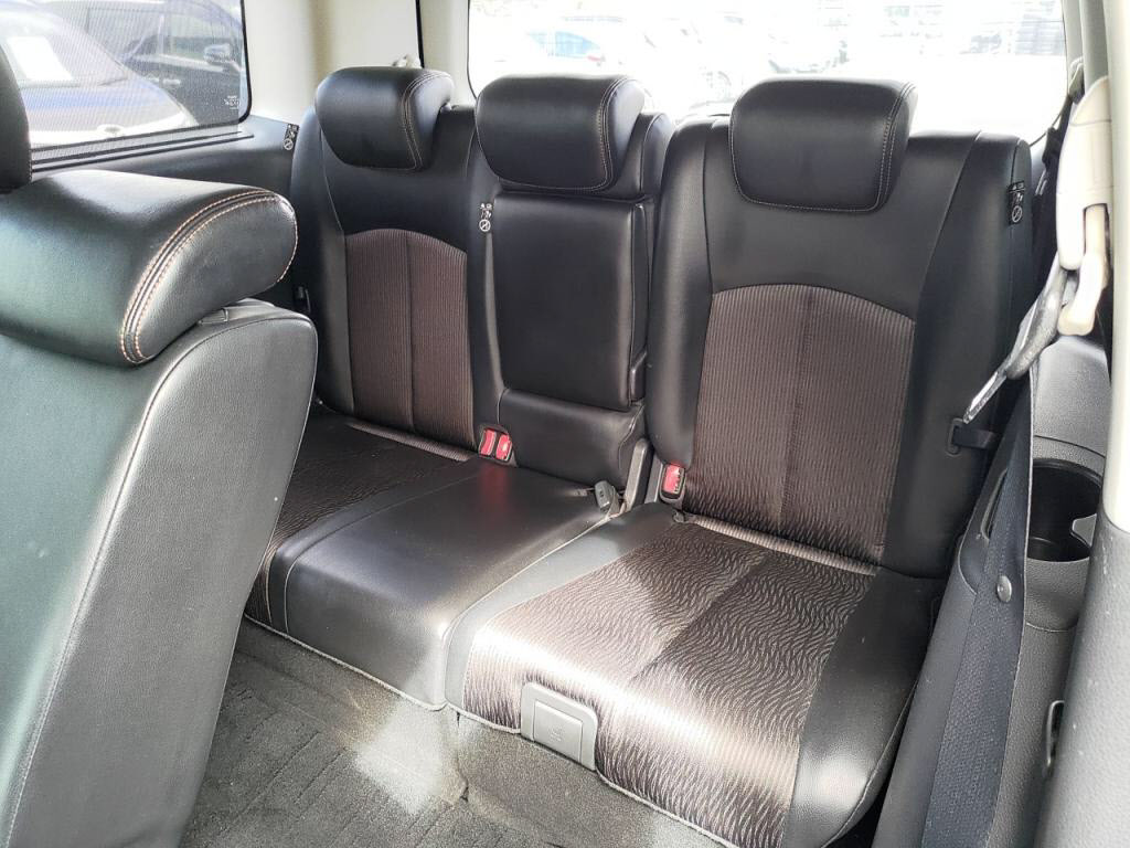 エルグランドハイウェイスターの写真 24