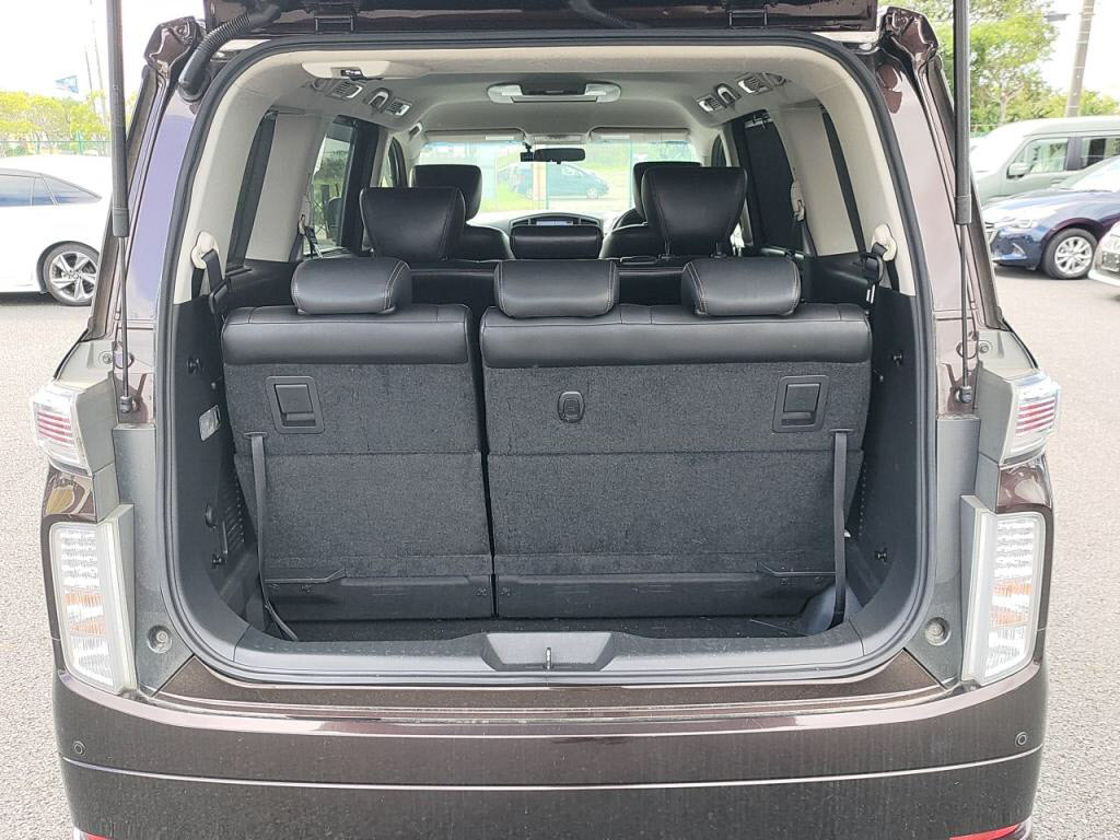 エルグランドハイウェイスターの写真 25