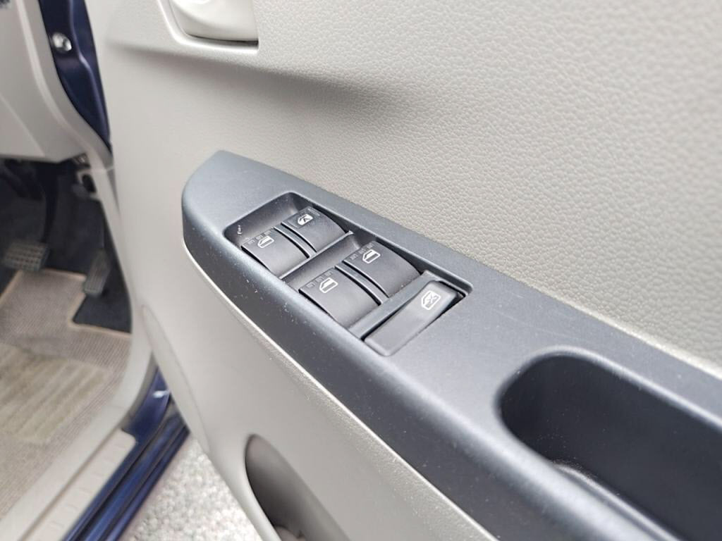 ミライースＬメモリアルエディションの写真 12