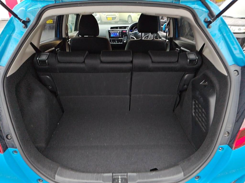 フィットハイブリッドハイブリッド・Ｆパッケージの写真 25