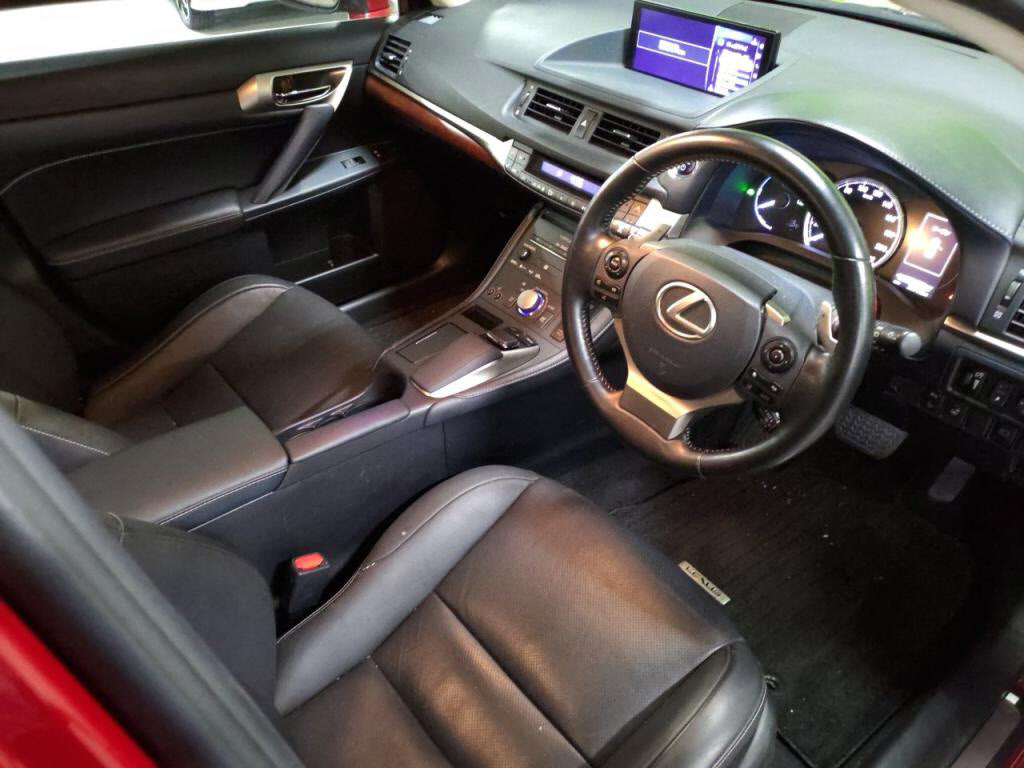 ＣＴＣＴ２００ｈバージョンＬの写真 3