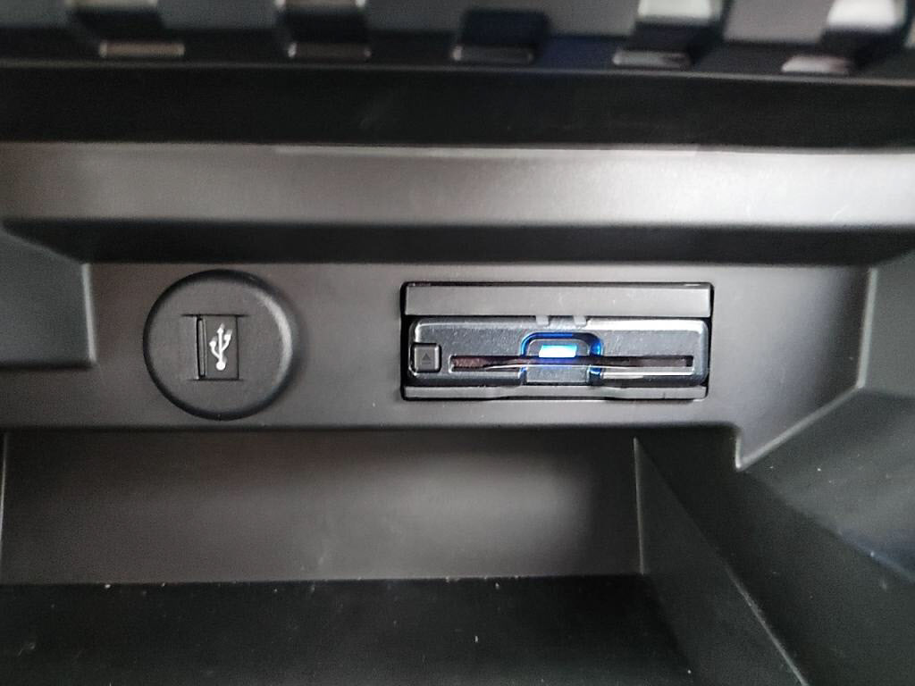 デリカＤ２カスタムカスタムハイブリッドＭＶカメラパッケージの写真 16