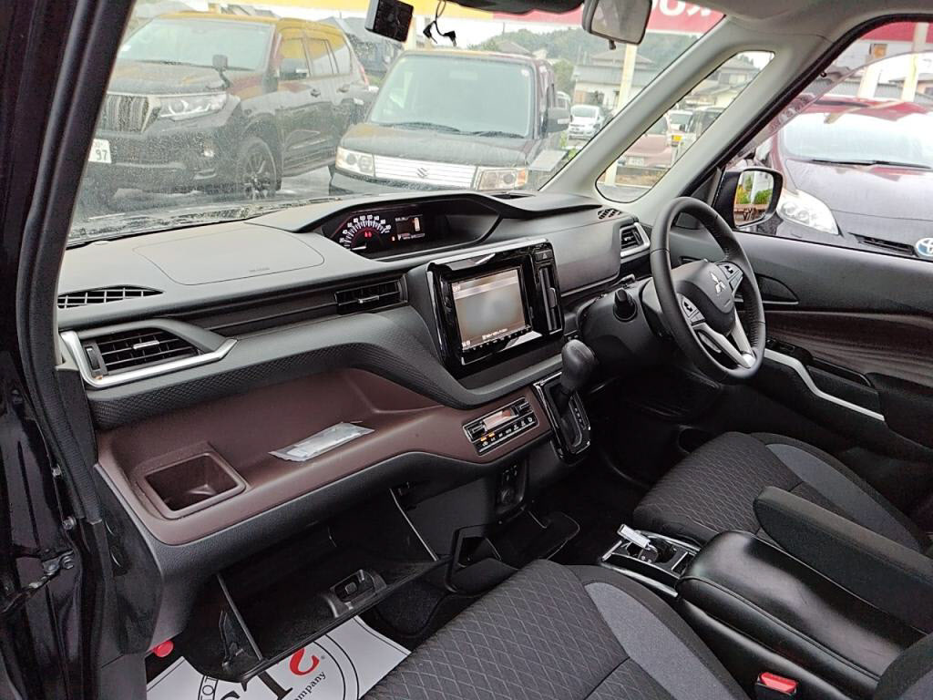 デリカＤ２カスタムカスタムハイブリッドＭＶカメラパッケージの写真 22