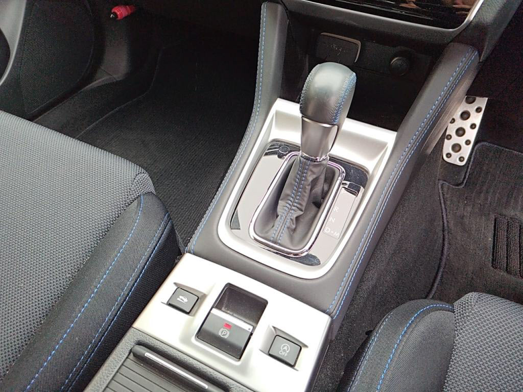 レヴォーグ１．６ＧＴ－Ｓアイサイトの写真 16