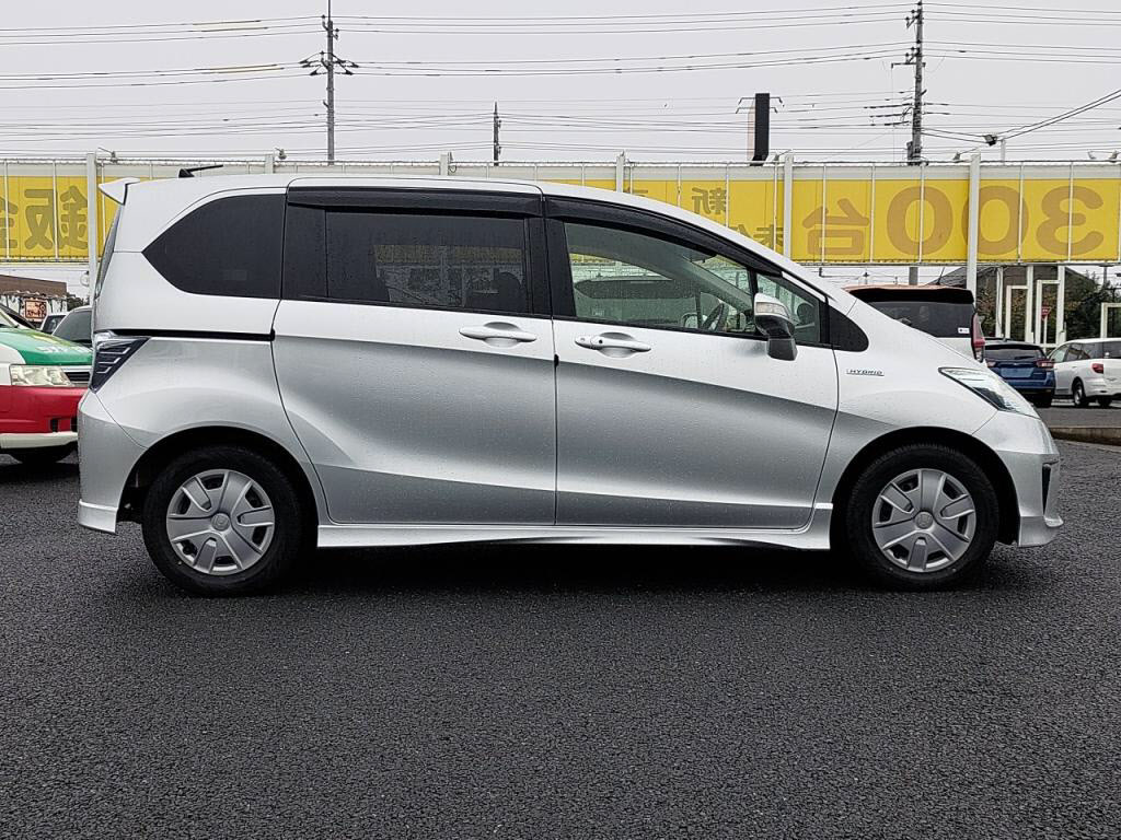 フリードハイブリッドハイブリッドジャストセレクションの写真 11