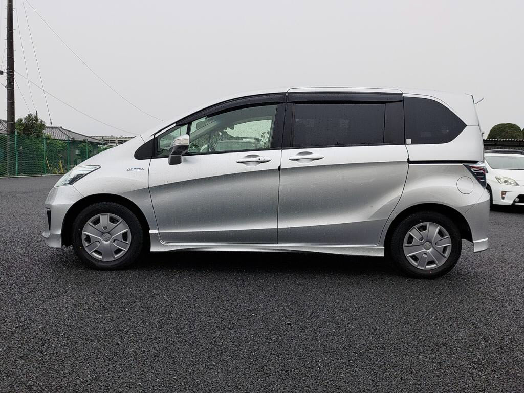 フリードハイブリッドハイブリッドジャストセレクションの写真 12