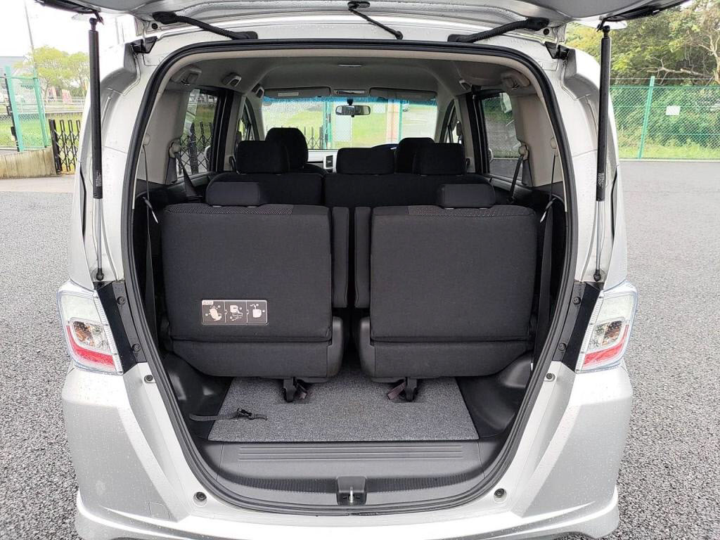 フリードハイブリッドハイブリッドジャストセレクションの写真 25