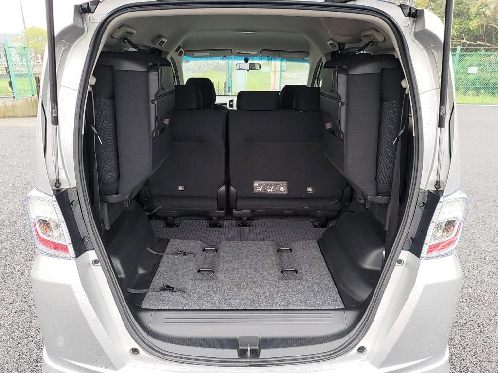 フリードハイブリッドハイブリッドジャストセレクションの写真 27