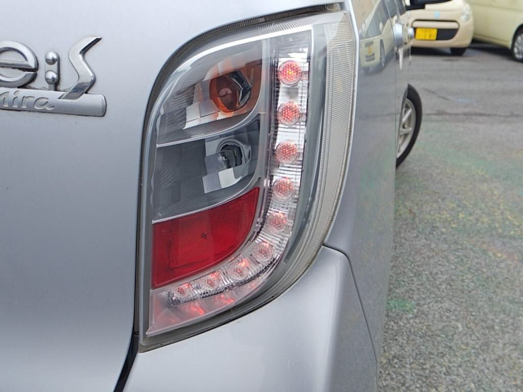 ミライースＸの写真 12