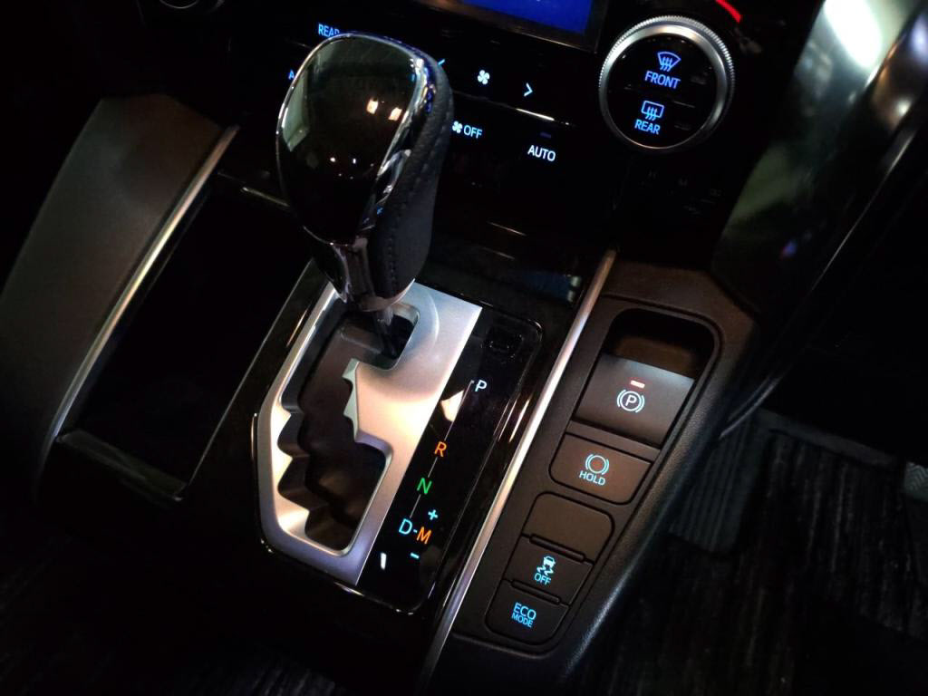 ヴェルファイアＺの写真 16