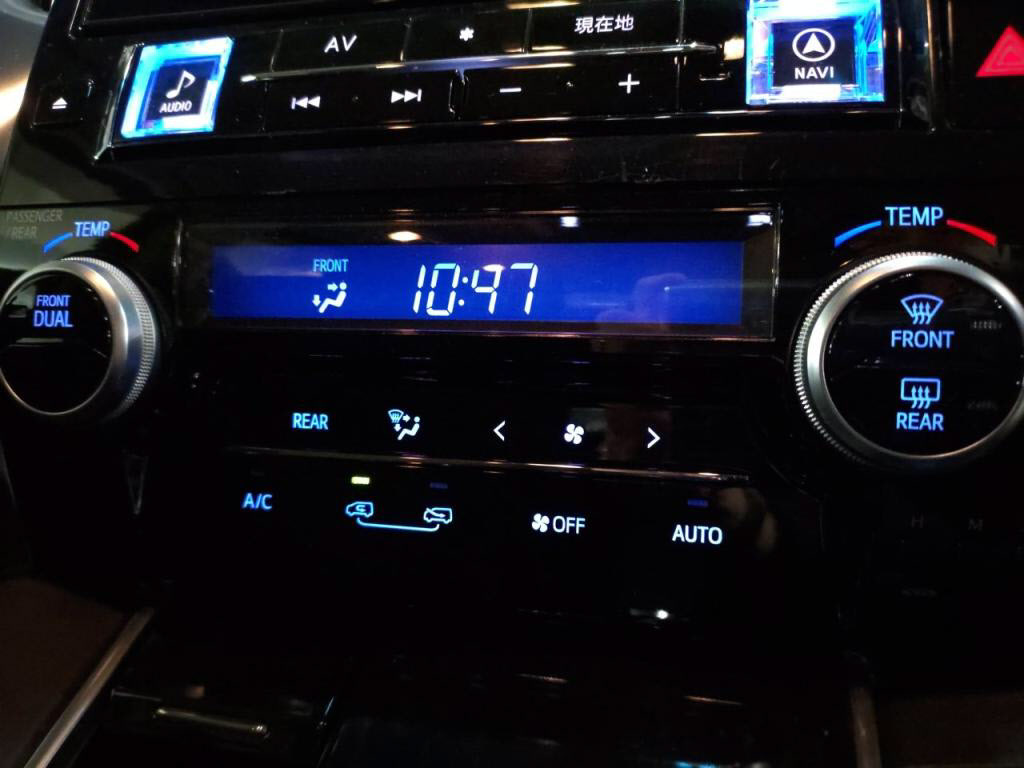 ヴェルファイアＺの写真 17