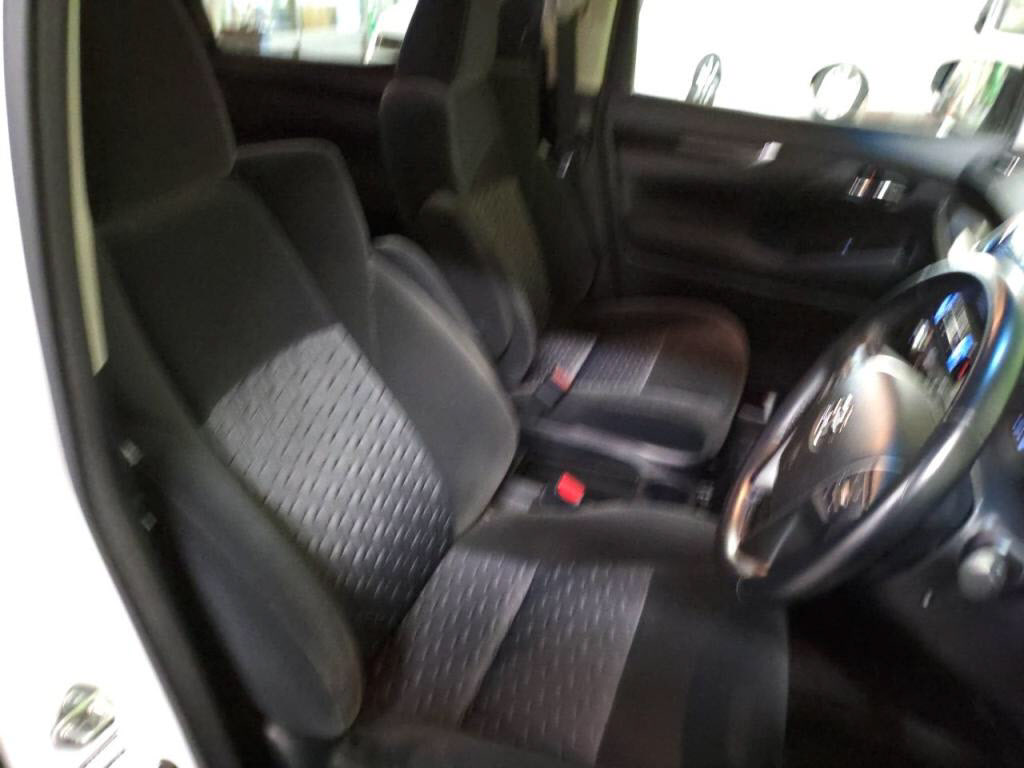 ヴェルファイアＺの写真 21