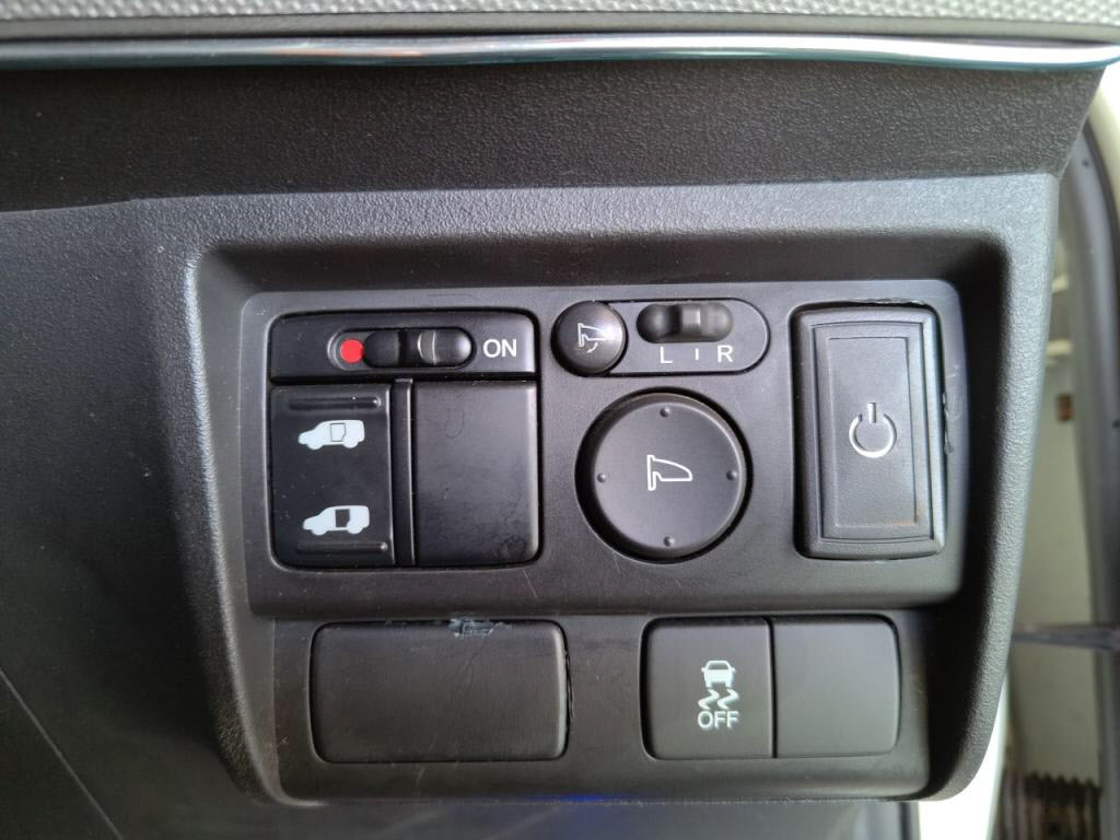 フリードハイブリッドハイブリッドジャストセレクションの写真 15