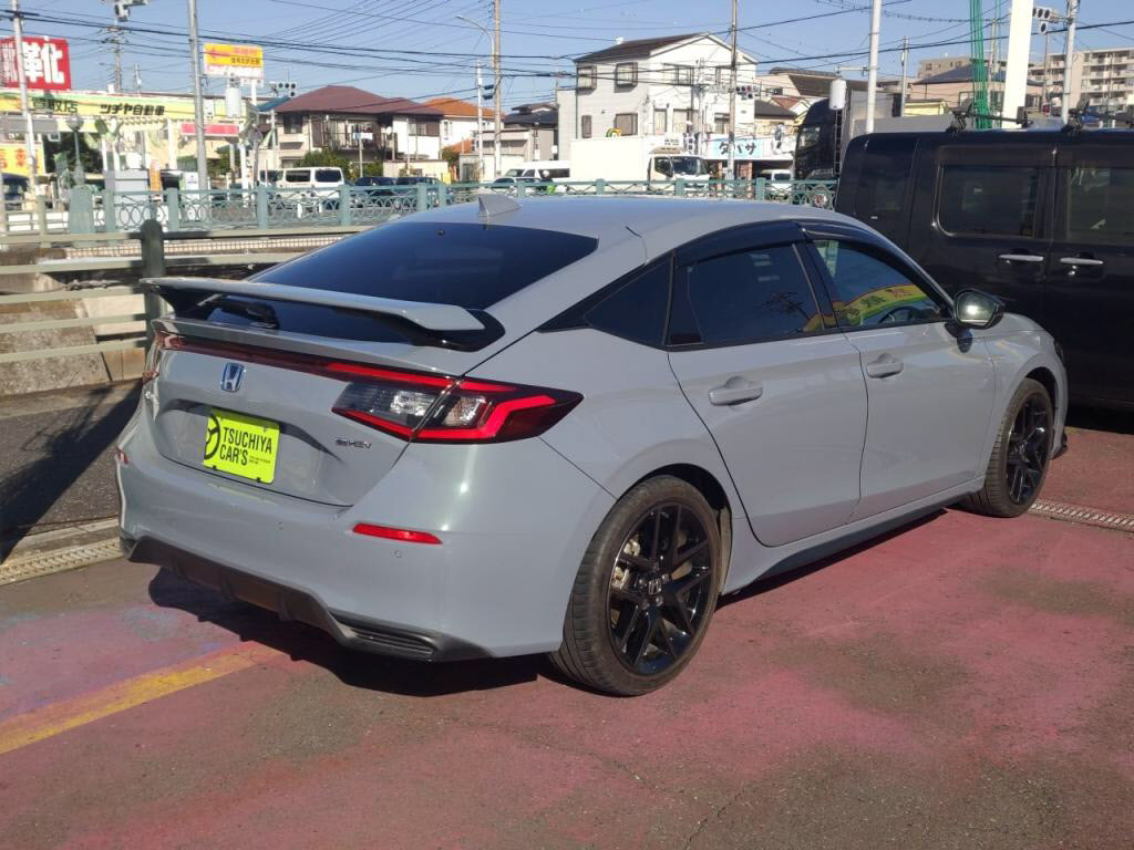 シビック５ＨＢハイブリッドｅＨＥＶの写真 2
