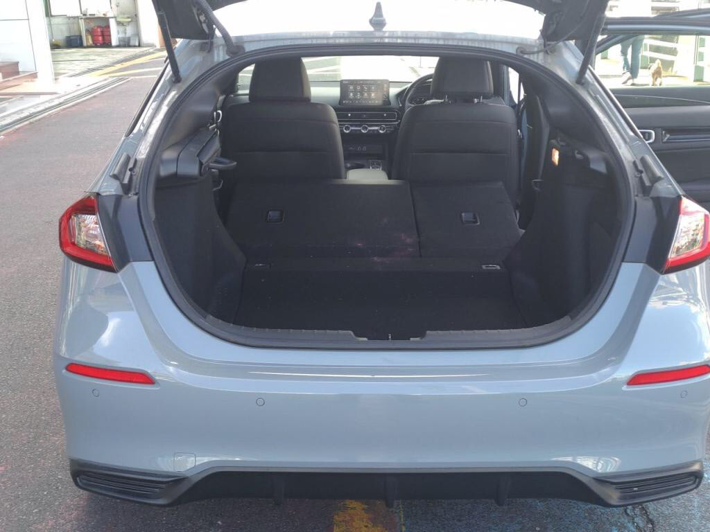 シビック５ＨＢハイブリッドｅＨＥＶの写真 28