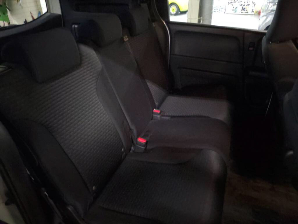 フリードスパイクＧジャストセレクションの写真 22