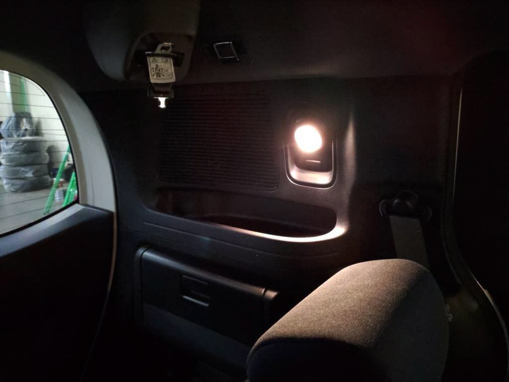 フリードスパイクＧジャストセレクションの写真 24