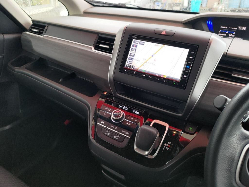 フリードプラスハイブリッドハイブリッドＧホンダセンシングの写真 13