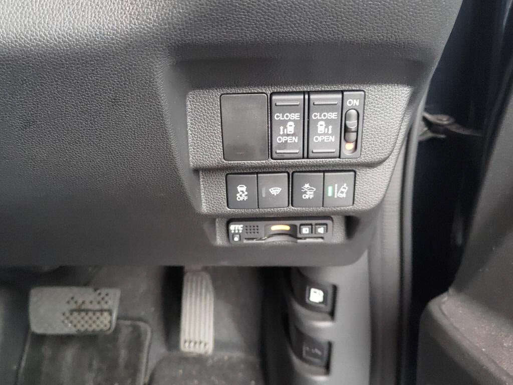 フリードプラスハイブリッドハイブリッドＧホンダセンシングの写真 16