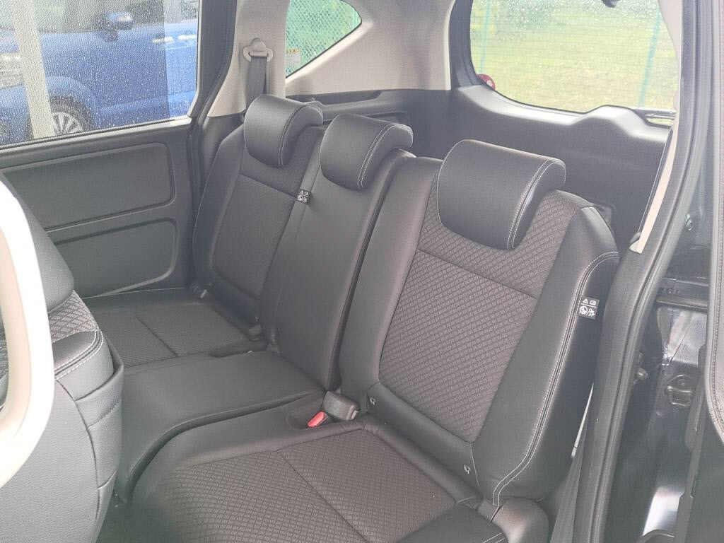 フリードプラスハイブリッドハイブリッドＧホンダセンシングの写真 24