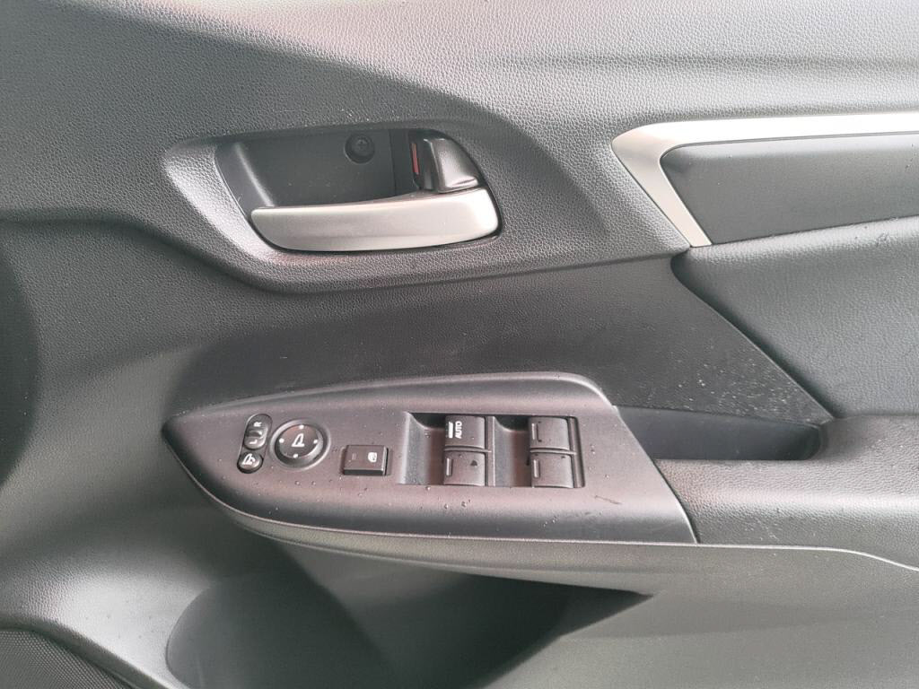 フィットハイブリッドハイブリッド・Ｌパッケージの写真 22