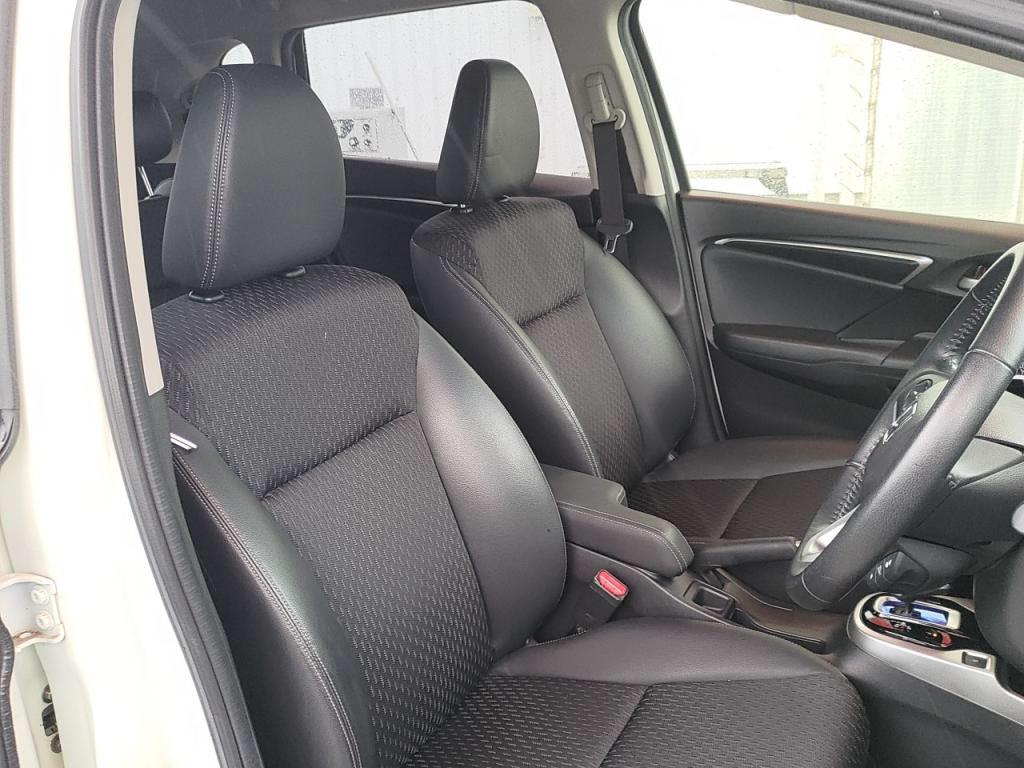 フィットハイブリッドハイブリッド・Ｌパッケージの写真 25