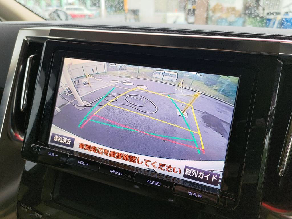ヴェルファイアVの写真 11