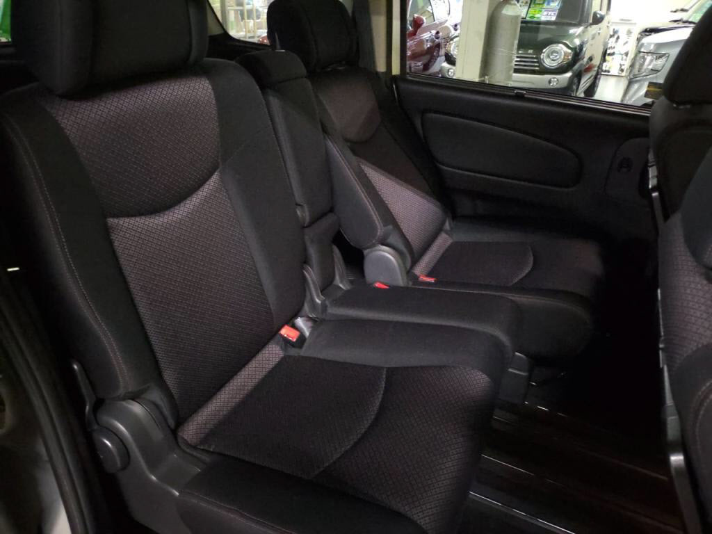 セレナハイウェイスターVセレクションの写真 22