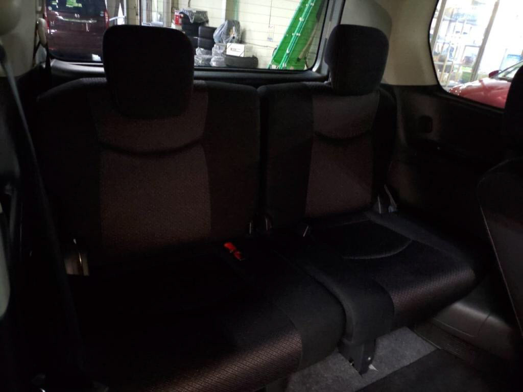 セレナハイウェイスターVセレクションの写真 23