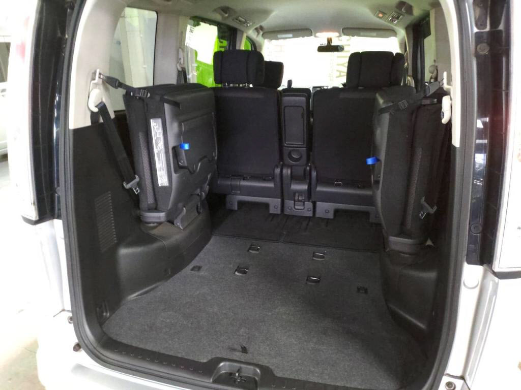 セレナハイウェイスターVセレクションの写真 27