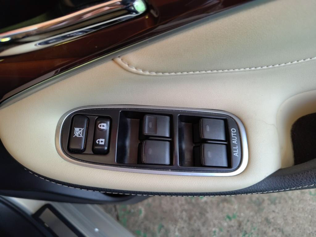 クラウンハイブリッドハイブリッドロイヤルサルーンの写真 19