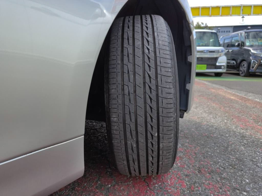 クラウンハイブリッドハイブリッドロイヤルサルーンの写真 28