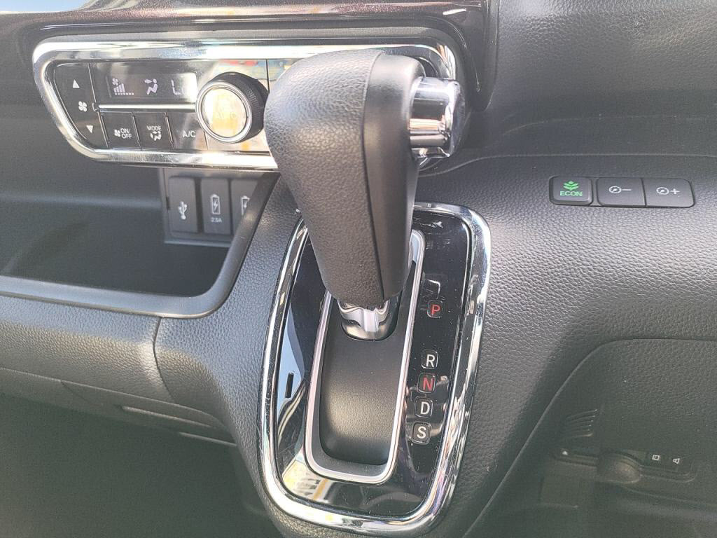 N_BOXカスタムG・Lターボホンダセンシングの写真 15